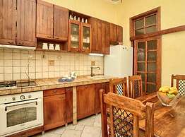 Kotor Old Town Charm Apartment