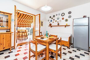 Coral House 2
