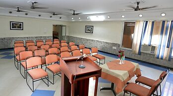 Skylark Tourist Resort Panipat