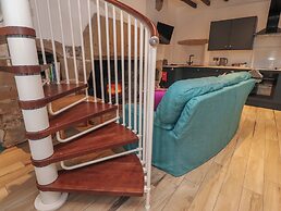 Pear Tree Cottage at Hey Farm