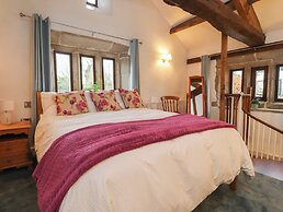 Pear Tree Cottage at Hey Farm