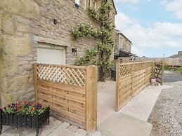 Pear Tree Cottage at Hey Farm