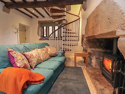 Pear Tree Cottage at Hey Farm