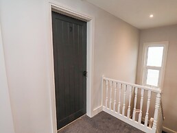 Apt 5 @ Hunter's Quay