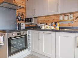 Little Orchard Lodge