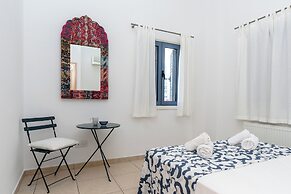 Luxury Villa Niki Steps To Vrysudi Beach