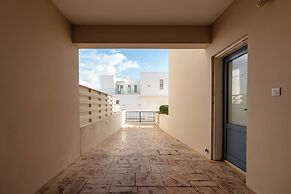 Luxury Villa Niki Steps To Vrysudi Beach