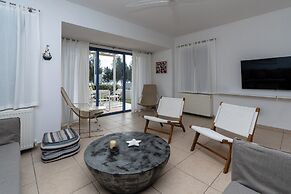 Luxury Villa Niki Steps To Vrysudi Beach