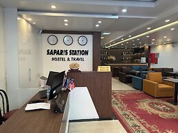 Saparis Station Hostel & Travel