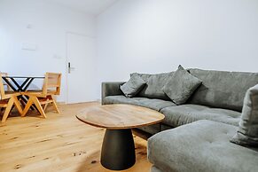 Larnaca Beach Bliss Apartment