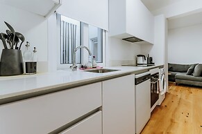 Larnaca Beach Bliss Apartment