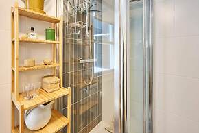 Host Stay Brunswick Place Flat