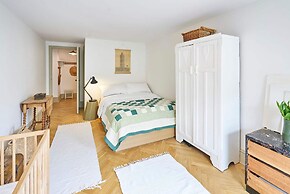 Host Stay Brunswick Place Flat