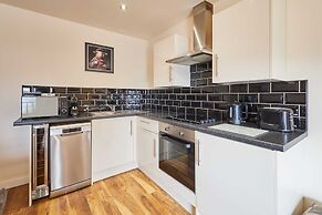 Host Stay Abbey Terrace Apartment