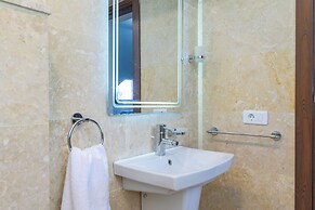 Pearl of Faqra Studios & Apartments