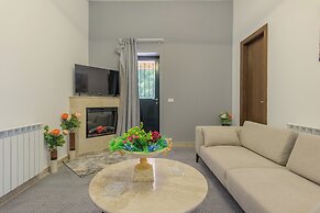 Pearl of Faqra Studios & Apartments