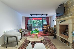 Pearl of Faqra Studios & Apartments