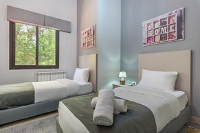 Pearl of Faqra Studios & Apartments