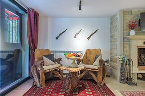 Pearl of Faqra Studios & Apartments