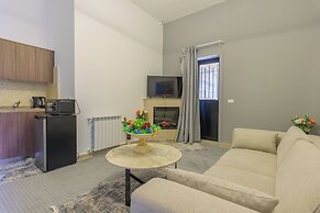 Pearl of Faqra Studios & Apartments