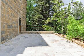 Pearl of Faqra Studios & Apartments