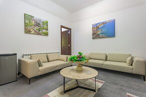 Pearl of Faqra Studios & Apartments