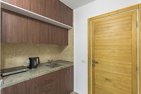 Pearl of Faqra Studios & Apartments