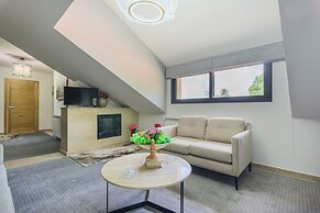 Pearl of Faqra Studios & Apartments