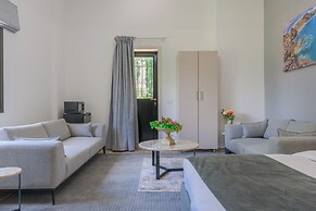 Pearl of Faqra Studios & Apartments