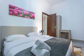 Pearl of Faqra Studios & Apartments