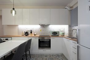 Luxury Comfort in Pagrati - Walk to Syntagma