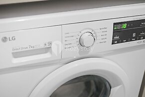 Caltra by Kozystay - Kemayoran