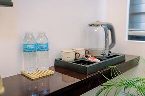 LOBOC RIVERSIDE INN and RESTAURANT