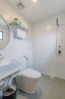 LOBOC RIVERSIDE INN and RESTAURANT