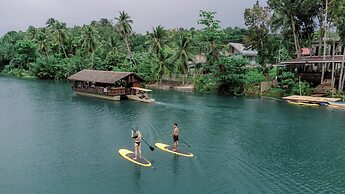 LOBOC RIVERSIDE INN and RESTAURANT