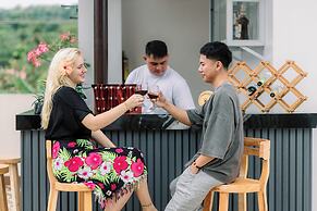 LOBOC RIVERSIDE INN and RESTAURANT