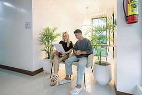 LOBOC RIVERSIDE INN and RESTAURANT