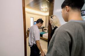 LOBOC RIVERSIDE INN and RESTAURANT