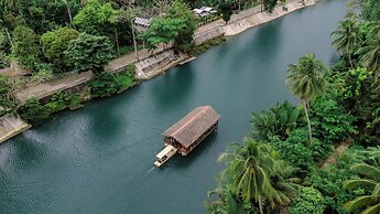 LOBOC RIVERSIDE INN and RESTAURANT