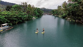 LOBOC RIVERSIDE INN and RESTAURANT