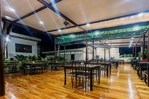 LOBOC RIVERSIDE INN and RESTAURANT