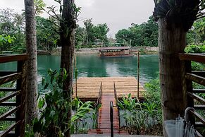 LOBOC RIVERSIDE INN and RESTAURANT