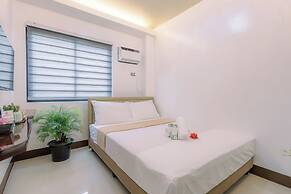 LOBOC RIVERSIDE INN and RESTAURANT