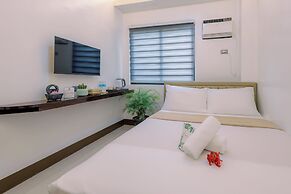 LOBOC RIVERSIDE INN and RESTAURANT