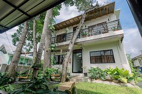 LOBOC RIVERSIDE INN and RESTAURANT
