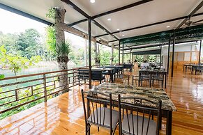 LOBOC RIVERSIDE INN and RESTAURANT