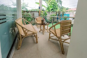 LOBOC RIVERSIDE INN and RESTAURANT