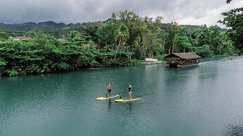 LOBOC RIVERSIDE INN and RESTAURANT