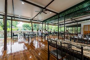 LOBOC RIVERSIDE INN and RESTAURANT