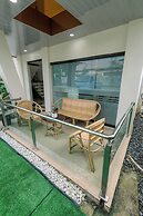 LOBOC RIVERSIDE INN and RESTAURANT